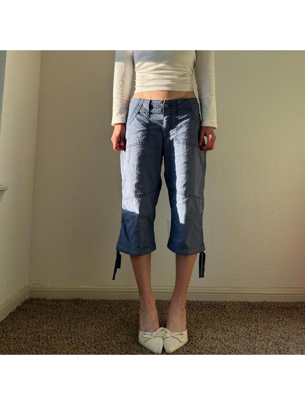 Vintage y2k low rise wide leg light blue cropped cargo pants / capris